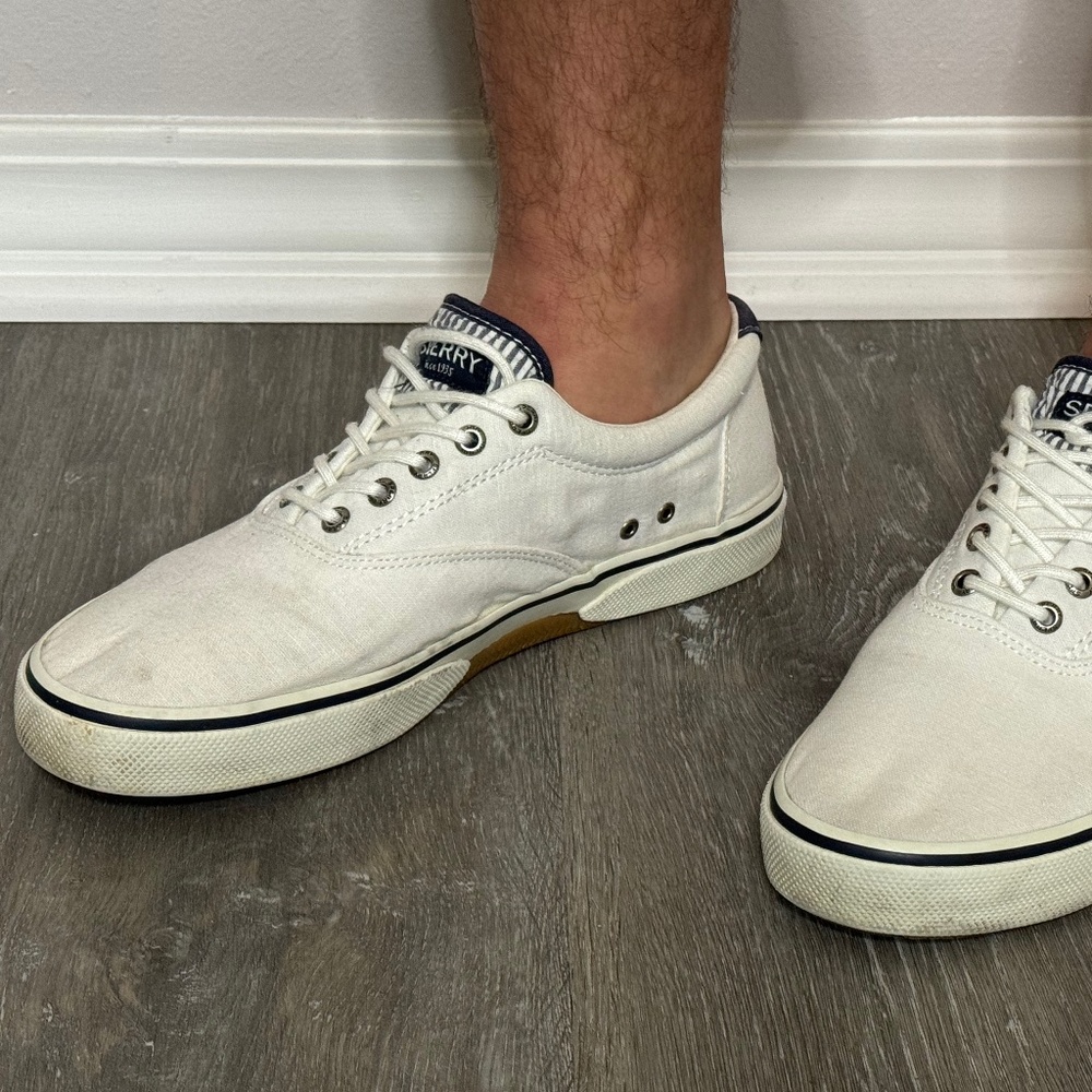 Sperry White Boat Shoes - Size 10.5 US - Summer-Ready Comfort